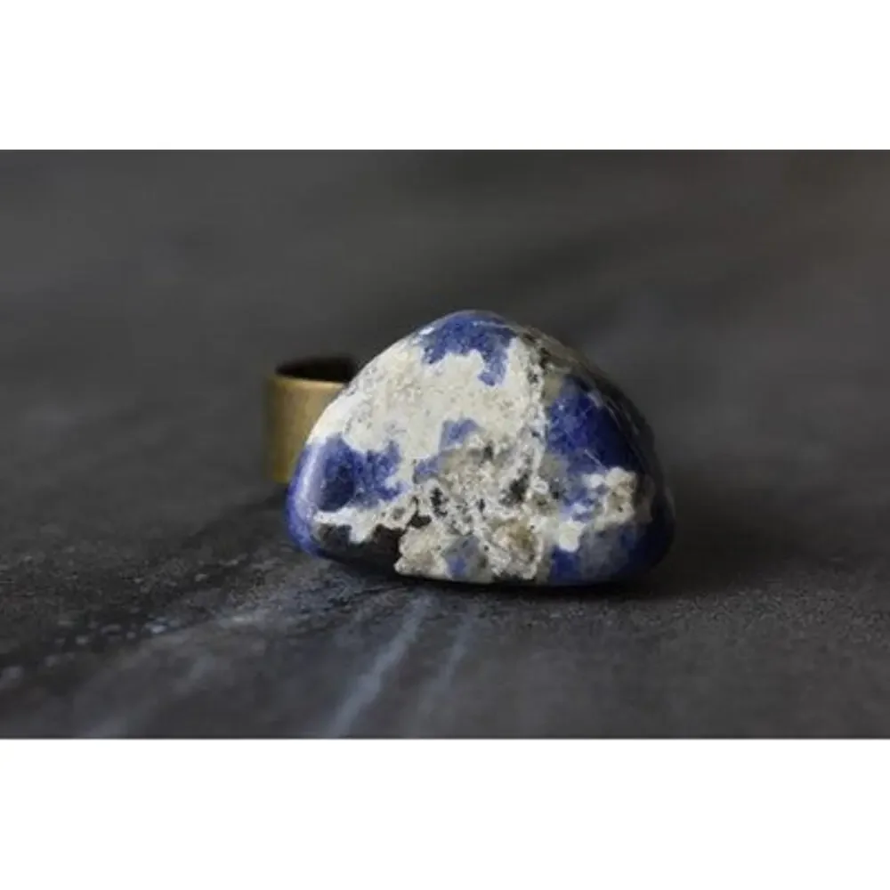 Designer's Ring with Sodalite Size 7.5